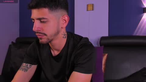 Snapshot of alejandrostorm chatting on 1, 10, 2025 Alejo online show from 1, 10, 2025