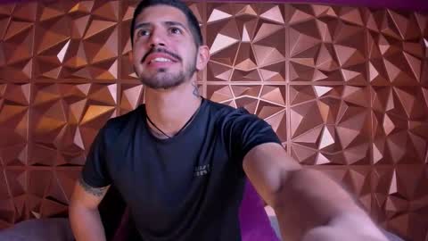 Snapshot of alejandrostorm chatting on 9, 11, 2025 Alejo online show from 9, 11, 2025