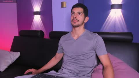 Alejo  online show from 1, 6, 2026