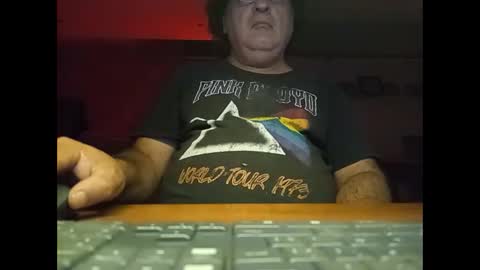 Snapshot of alejito16 chatting on 19, 10, 2025 alejito16 online show from 19, 10, 2025