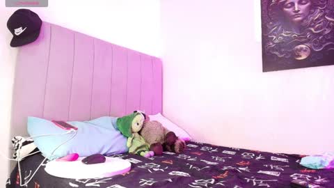 alejo_cute online show from 30, 12, 2024