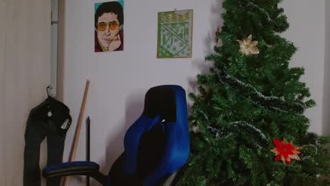 Snapshot of alejo_hot23 chatting on 10, 1, 2026 David online show from 10, 1, 2026