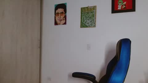 Snapshot of alejo_hot23 chatting on 13, 2, 2026 David online show from 13, 2, 2026