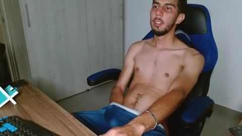 Snapshot of alejo_hot23 chatting on 26, 2, 2026 David online show from 26, 2, 2026