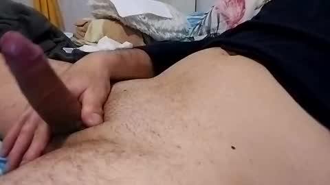 alejociber3 online show from 5, 1, 2025