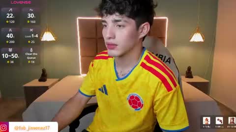 Snapshot of alejootwink chatting on 18, 6, 2026 ALejoo Saenz online show from 18, 6, 2026