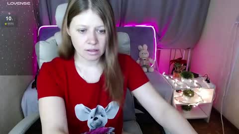 Snapshot of alekasamui chatting on 16, 1, 2025 Aleksa online show from 16, 1, 2025