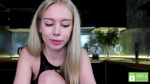 Snapshot of aleksa_cutie chatting on 4, 1, 2025 Next stream - 2 dec -  online show from 4, 1, 2025