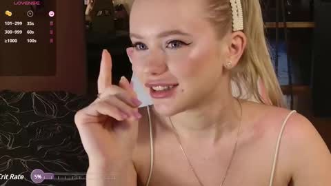 Lexi online show from 26, 2, 2025