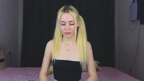 Snapshot of alena_hot_sex chatting on 9, 4, 2026 Alena online show from 9, 4, 2026