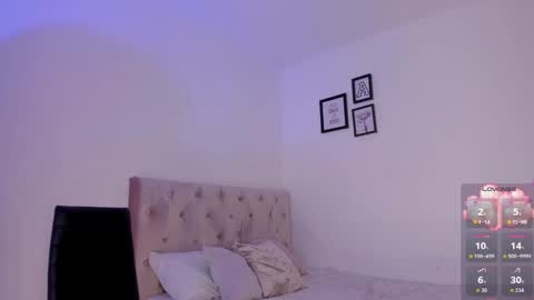 Snapshot of alesay_dreams chatting on 19, 11, 2025 Alesay online show from 19, 11, 2025