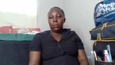 Snapshot of alesha_ chatting on 9, 11, 2025 Noreen Kennth and Emilly online show from 9, 11, 2025