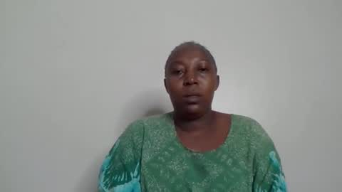 Snapshot of alesha_ chatting on 1, 12, 2025 Noreen Kennth and Emilly online show from 1, 12, 2025