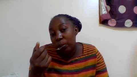 Snapshot of alesha_ chatting on 19, 6, 2026 Noreen Kennth and Emilly online show from 19, 6, 2026