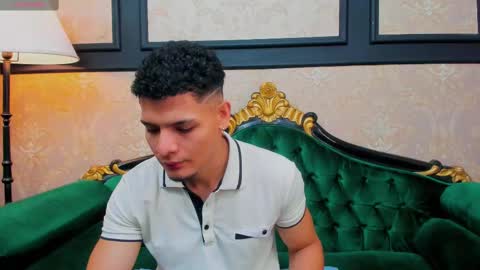 Snapshot of aless_king chatting on 7, 3, 2025 Alessandro King online show from 7, 3, 2025