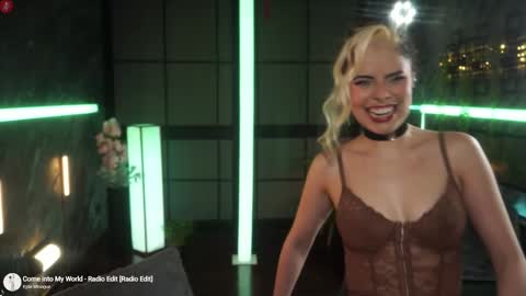 Snapshot of alessa_goreng chatting on 21, 11, 2025 Alessa Goreng online show from 21, 11, 2025