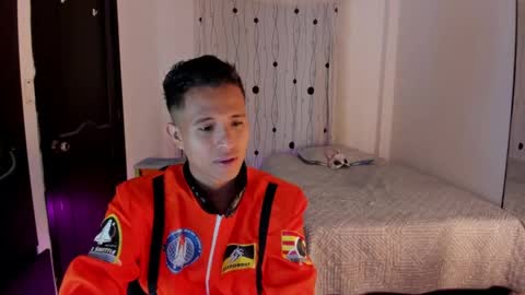 Snapshot of alessandro_wizard chatting on 3, 2, 2025 Alessandro online show from 3, 2, 2025