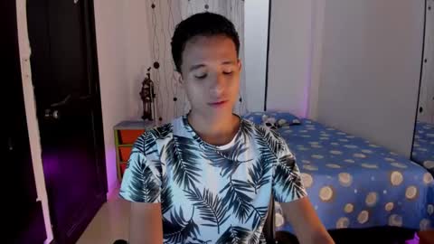 Snapshot of alessandro_wizard chatting on 4, 3, 2025 Alessandro online show from 4, 3, 2025