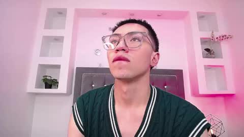 Alessandro  online show from 4, 11, 2025