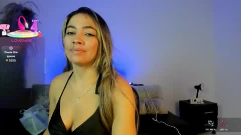 Snapshot of alessia_taylorr chatting on 29, 10, 2025 Alessia Everyday From 0530 to 1430 Col Time online show from 29, 10, 2025