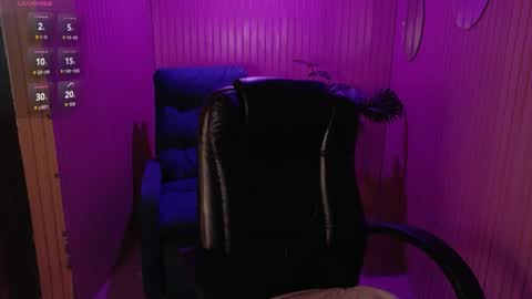 alessiamonroe_ online show from 12, 7, 2026