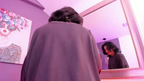 alessiia__ online show from 18, 11, 2025