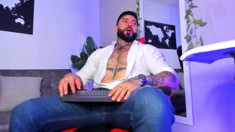 Snapshot of alessrose22 chatting on 5, 2, 2026 Aless Rose online show from 5, 2, 2026