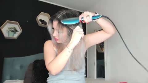 alesys69 online show from 9, 1, 2025