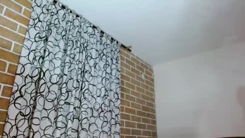 Snapshot of aleviz chatting on 18, 2, 2026 aleviz online show from 18, 2, 2026