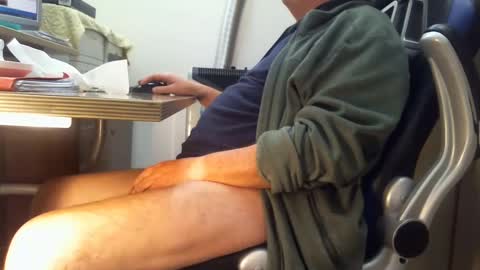 alex47100 online show from 5, 1, 2025