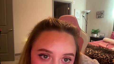 Snapshot of alex499990 chatting on 3, 1, 2025 alex  online show from 3, 1, 2025