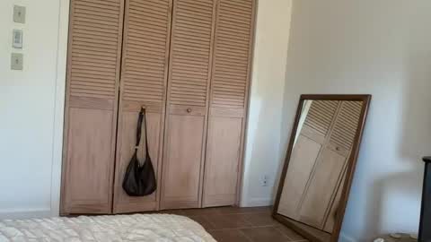 alex  online show from 15, 4, 2026