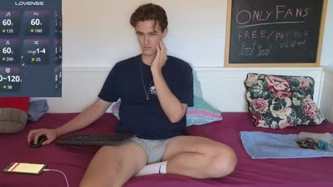 Snapshot of alex83530 chatting on 8, 7, 2026 Alex83530 online show from 8, 7, 2026