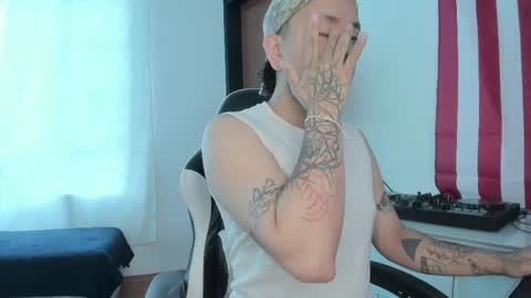 Alex online show from 12, 4, 2026