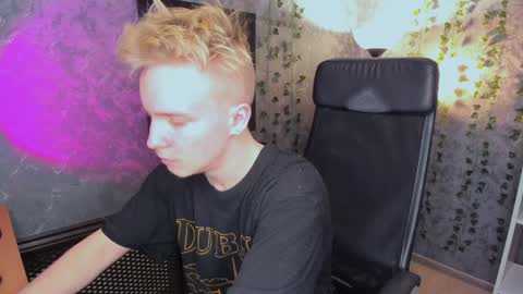 your Alex online show from 8, 2, 2025