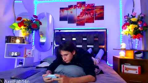 sneider online show from 16, 2, 2025