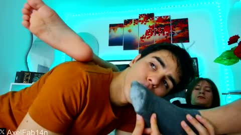 sneider online show from 22, 2, 2025