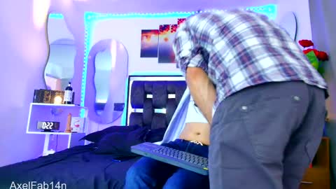 sneider online show from 1, 3, 2025