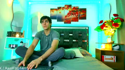 sneider online show from 7, 3, 2025