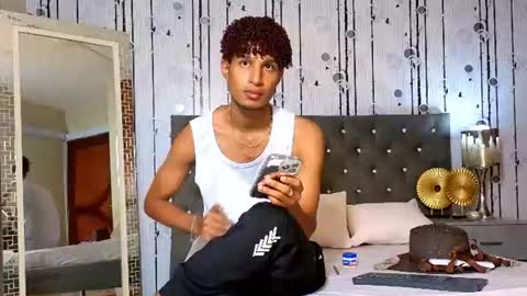 Snapshot of alex_bloom_ chatting on 9, 6, 2026 Alexander online show from 9, 6, 2026