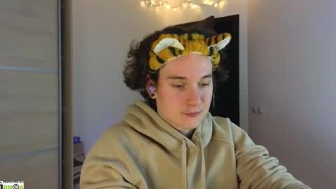 FAVORITE online show from 22, 2, 2025