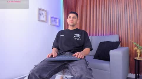 alex online show from 28, 3, 2026