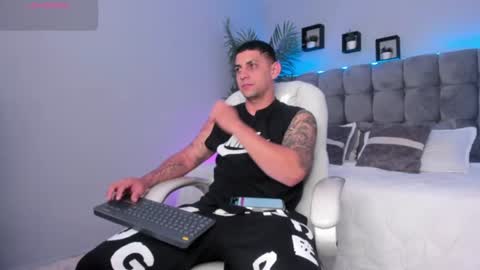 alex online show from 20, 7, 2026