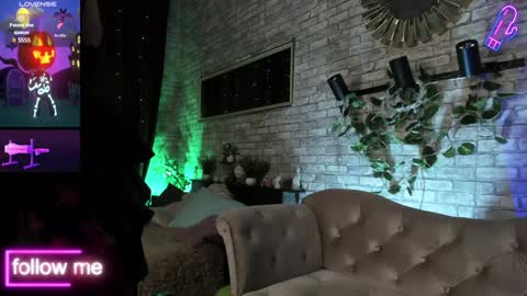 alex_howell online show from 24, 1, 2025