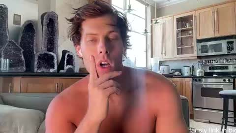 Alex Stone online show from 30, 7, 2026