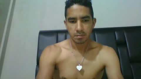 alex_m1992 online show from 17, 6, 2026