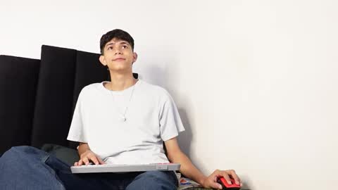 alex_mark_ online show from 2, 10, 2025