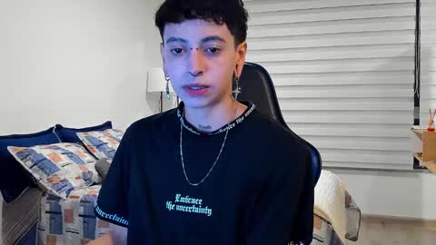 Snapshot of alex_poett chatting on 27, 2, 2025 Residente0xxx online show from 27, 2, 2025