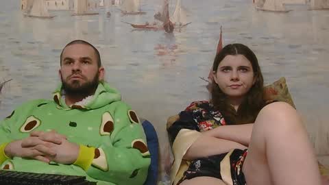 Alex and Sarah online show from 11, 4, 2026