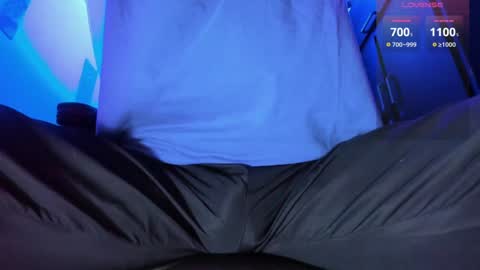 Snapshot of alex_smith0 chatting on 14, 12, 2024 online show from 14, 12, 2024